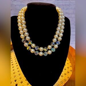 Laguna vintage pearl crystal beaded necklace